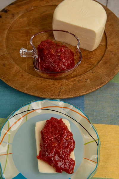 Mermelada Guayaba Con Queso Postre Típico Brasileño Llamado Romeu Julieta —  Fotos de Stock