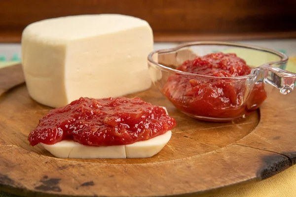 Mermelada Guayaba Con Queso Postre Típico Brasileño Llamado Romeu Julieta — Foto de Stock