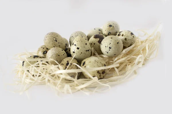 Uncooked Spotted Quail Eggs Straw Isolated White Background — Stock Photo, Image