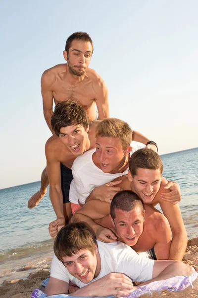 Vrienden in de zomer — Stockfoto