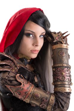 Koyu kırmızı başlıklı kız