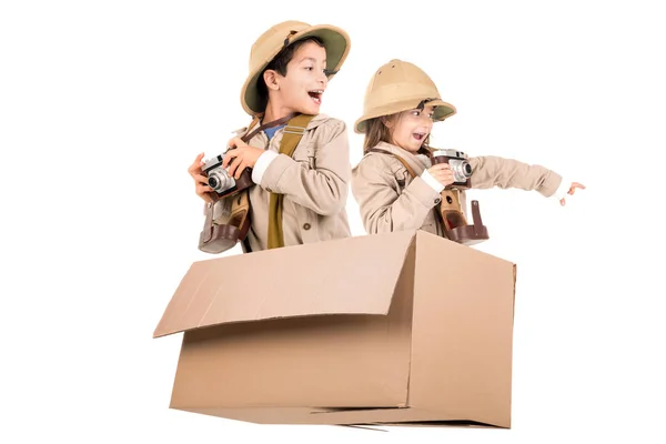 Kids in a game drive — Stock Photo, Image