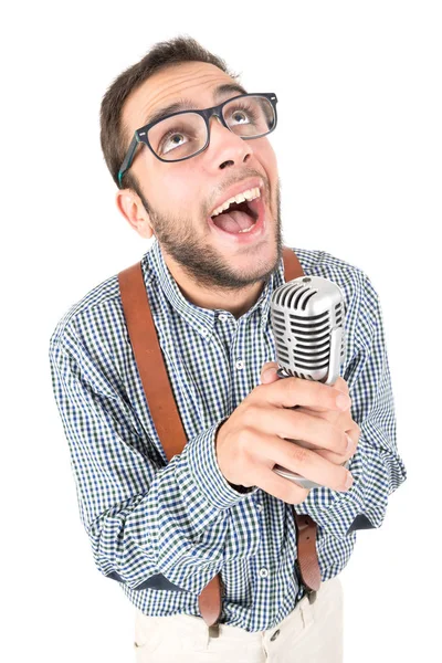 Nerd cantando com microfone — Fotografia de Stock