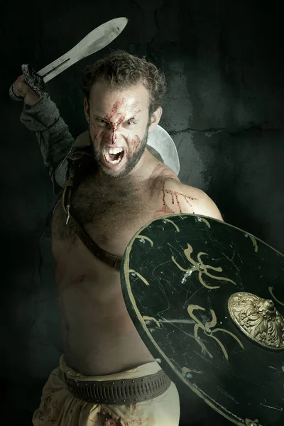 Gladiator / barbarischer Krieger — Stockfoto