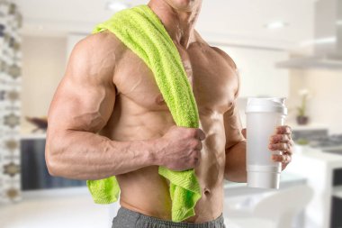 Spor salonu şişe adamla