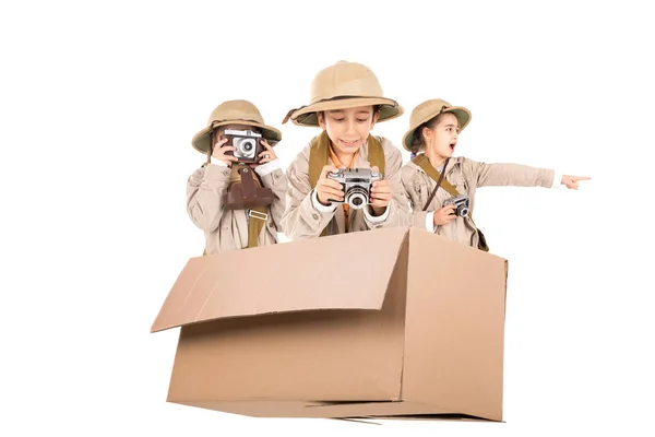 Kinderen in een wildsafari — Stockfoto