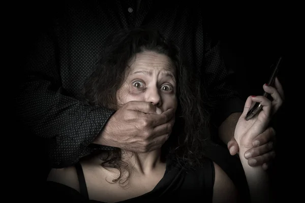 Donna vittima di violenza domestica — Foto Stock