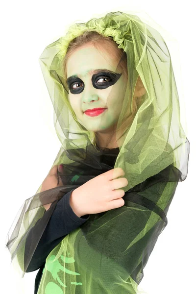 Mladá dívka čarodějnice v Halloween — Stock fotografie