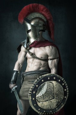 Eski asker veya gladyatör