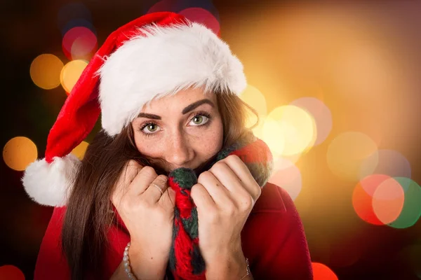 Mädchen in der Weihnachtszeit — Stockfoto