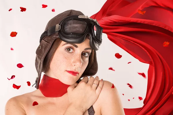 Beautiful woman aviator — Stock Photo, Image