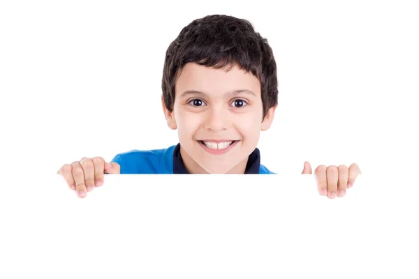 Мальчик над пустой доской — стоковое фото