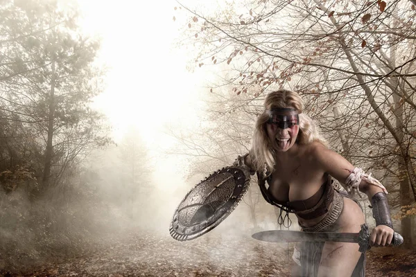 Mulher gladiadora — Fotografia de Stock