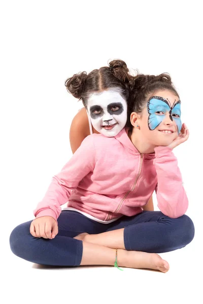 Enfants avec peinture sur le visage — Photo