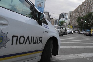 Kiev, Ukrayna, Zafer Meydanı'ndaki iki araba çarpışması 3 Temmuz 2017.