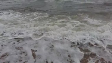 Karadeniz önce fırtına gökyüzü bulutlar ile kaplıdır