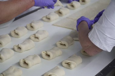 Ekmek yapım süreci.