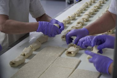 Ekmek yapım süreci.