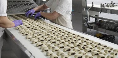 Ekmek yapım süreci.