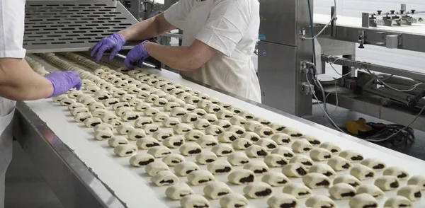 Ekmek yapım süreci.