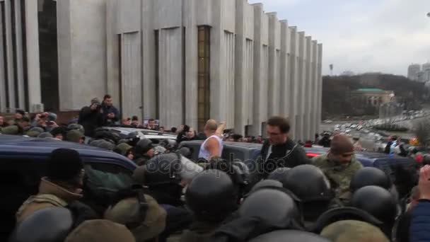 Ουκρανία Κίεβο Δεκεμβρίου 2017 Άνθρωποι Επαναστάτης Ενάντια Στην Εξουσία Συγκρούσεις — Αρχείο Βίντεο