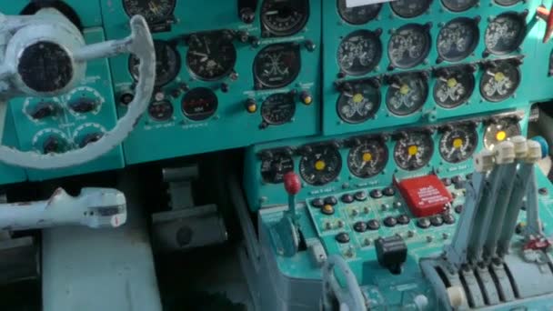 Cockpit Des Flugzeugs Anstelle Der Piloten — Stockvideo