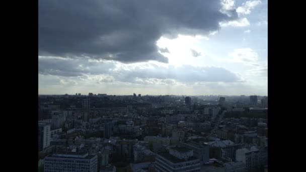 Kiew April 2018 Ukraine Wolken Ziehen Über Die Stadt Zeitrunden — Stockvideo