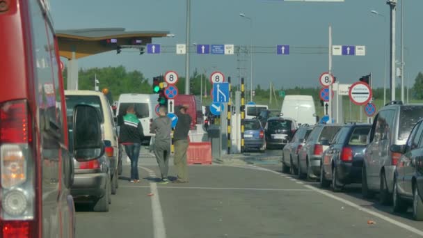Hrushiv Ukraine May 2018 Hrushiv Budomezh Checkpoint Border Ukraine Poland — Stock Video