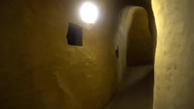 Chernihiv, Ukrayna, Elias Kilisesi, Anthony Mağaralarının İç Görünümü. Manastırdaki yeraltı geçidi..