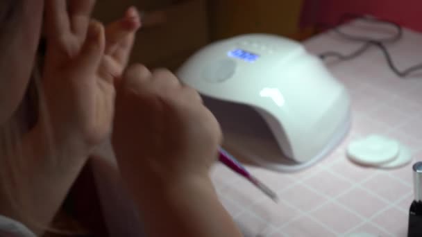 Girl Independently Manicures Quarantine Coronavirus Woman Does Her Own Manicure — Stock Video