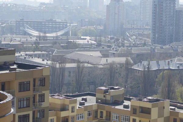 Europa Kiev Ucrânia Abril 2020 Smog Envolveu Cidade Devido Incêndios — Fotografia de Stock