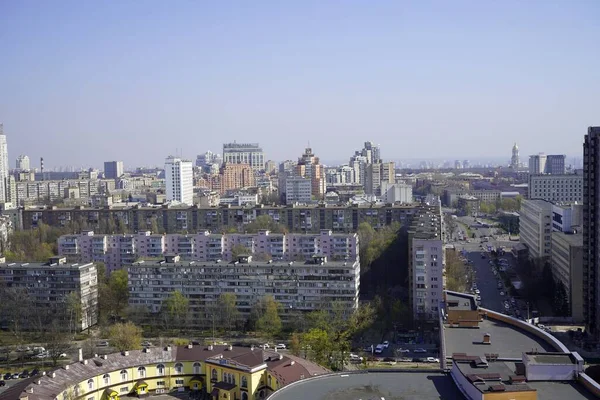 Europa Kiev Ucrânia Abril 2020 Vista Cidade Imobiliária Smog Envolveu — Fotografia de Stock