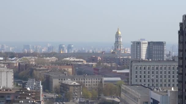 ヨーロッパ キエフ ウクライナ 2020年4月 スモッグが街を包含 チェルノブイリ地域の森林火災のため — ストック動画