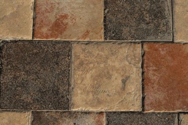 ön tuğla duvar arka plan olarak kapansın