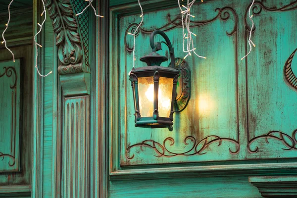Old wrought iron lantern hanging on a house in the Dnieper city in Ukraine — Stock Photo, Image