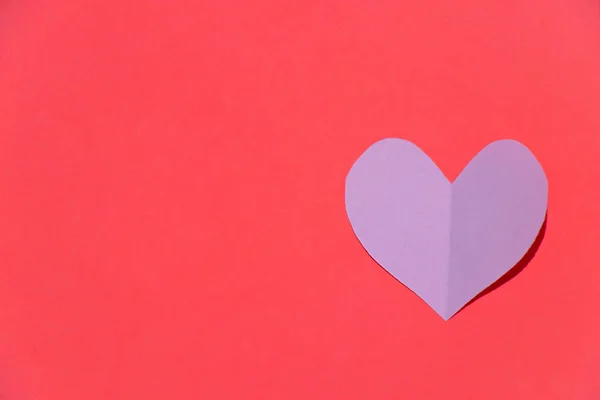 Paper cut out heart lies on paper, valentine — Stock Photo, Image