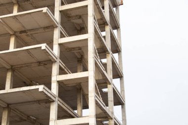 building a house in the city of Dnieper