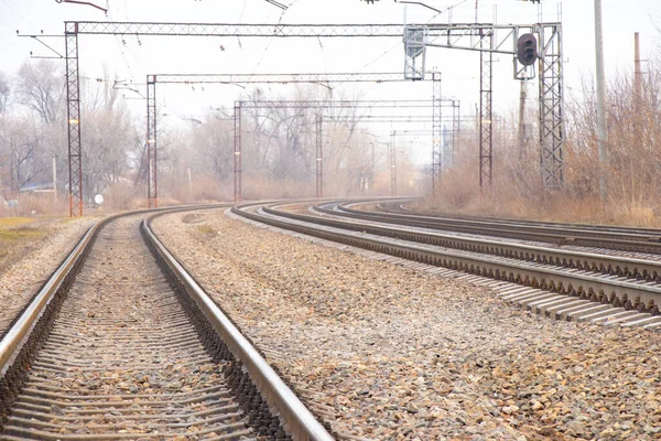 Ukrainische Eisenbahn an einem Wintertag in der Stadt Dnjepr — Stockfoto