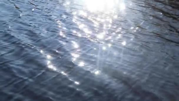 Dnieper Fiume Sfondo Sole Bagliore Sull Acqua Nel Vento — Video Stock