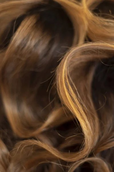 Cabello Rizado Cabello Castaño Como Fondo — Foto de Stock