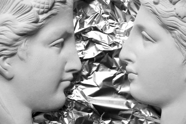 Deux Faces Une Statue Gypse Profil Sur Fond Isolé — Photo