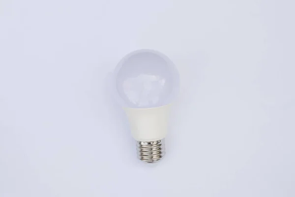 Energiebesparende Lamp Witte Achtergrond — Stockfoto