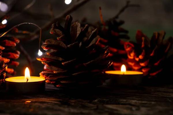 Decoração Natal Uma Placa Madeira Como Afeiçoa Com Uma Grinalda — Fotografia de Stock