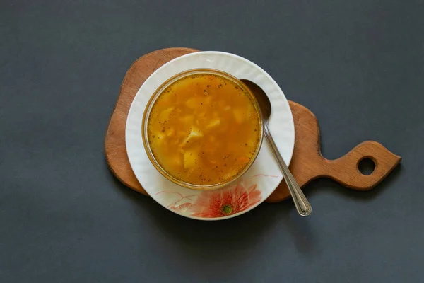 Uma Tigela Sopa Uma Mesa Fundo Isolado Para Almoço — Fotografia de Stock