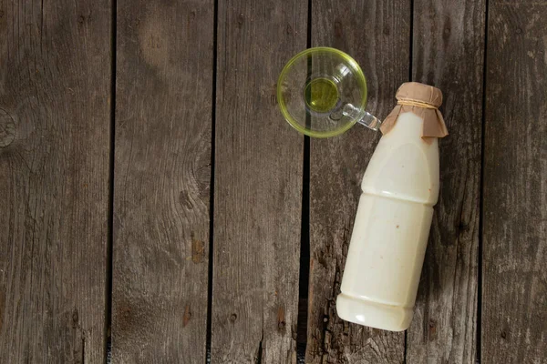Botella Plástico Con Yogur Mañana Para Desayuno —  Fotos de Stock