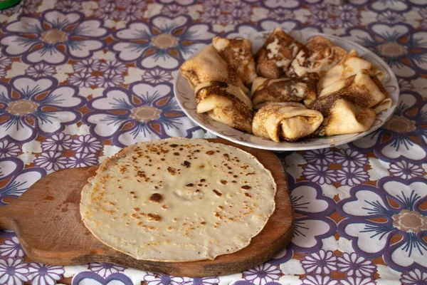 Hembakade Pannkakor Köket Bordet — Stockfoto