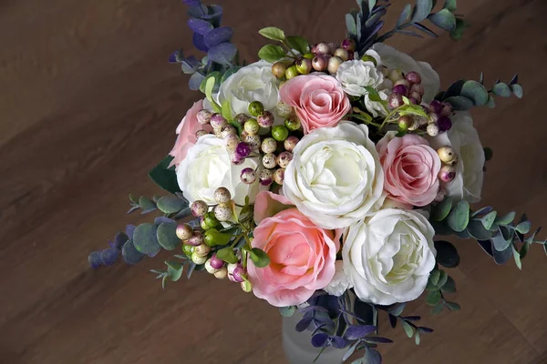 花瓶、装飾 7 に造花の花束 — ストック写真