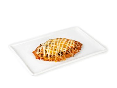 Sebze ve peynirli iştah açıcı sığır eti. Bistro menüsü. Yaklaş, izole et.