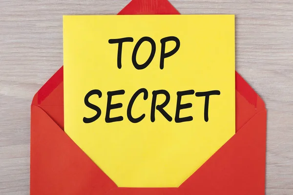 Top Secret escrito en concepto de carta — Foto de Stock