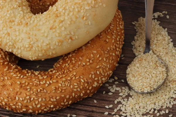 Bagelbrood van sesamzaad — Stockfoto
